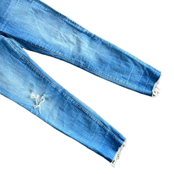 Sz27 Madewell 9” Mid-Rise Skinny and Distressed in a Medium Light Wash GUC - Picture 3 of 14